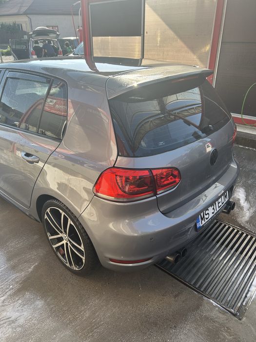 VOLKSWAGEN Golf 2010 — imagine 5