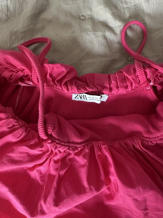 Рокля Zara; цена 10€