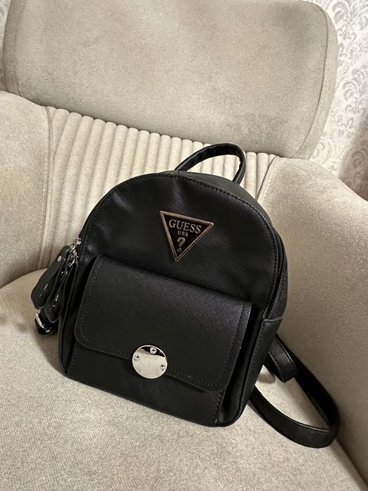 Раница   Guess