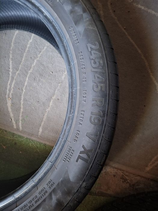245 45 19 Continental DOT 2021 vara