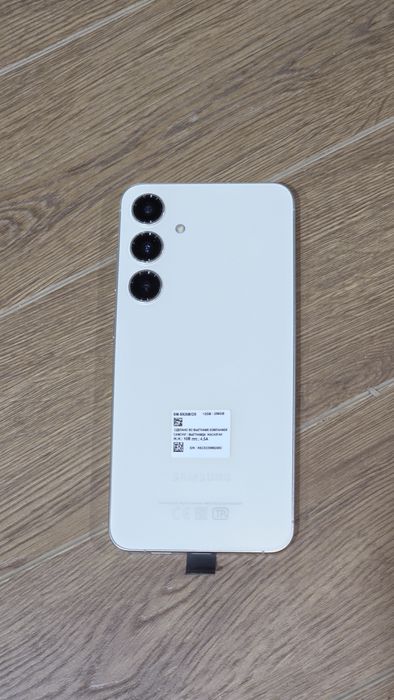 Samsung s24 plus новый