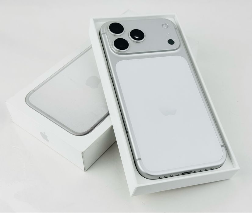 Apple iPhone 17 Pro 256GB Silver 100% Батерия! Гаранция!
