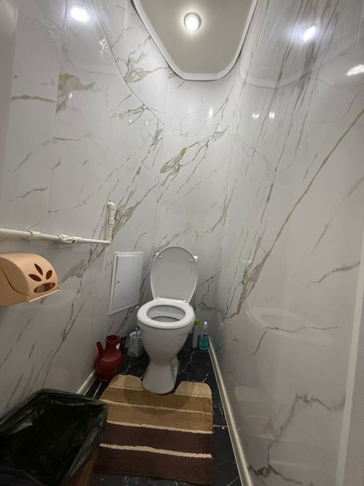 Сдам 2 комнт квартиру в центре