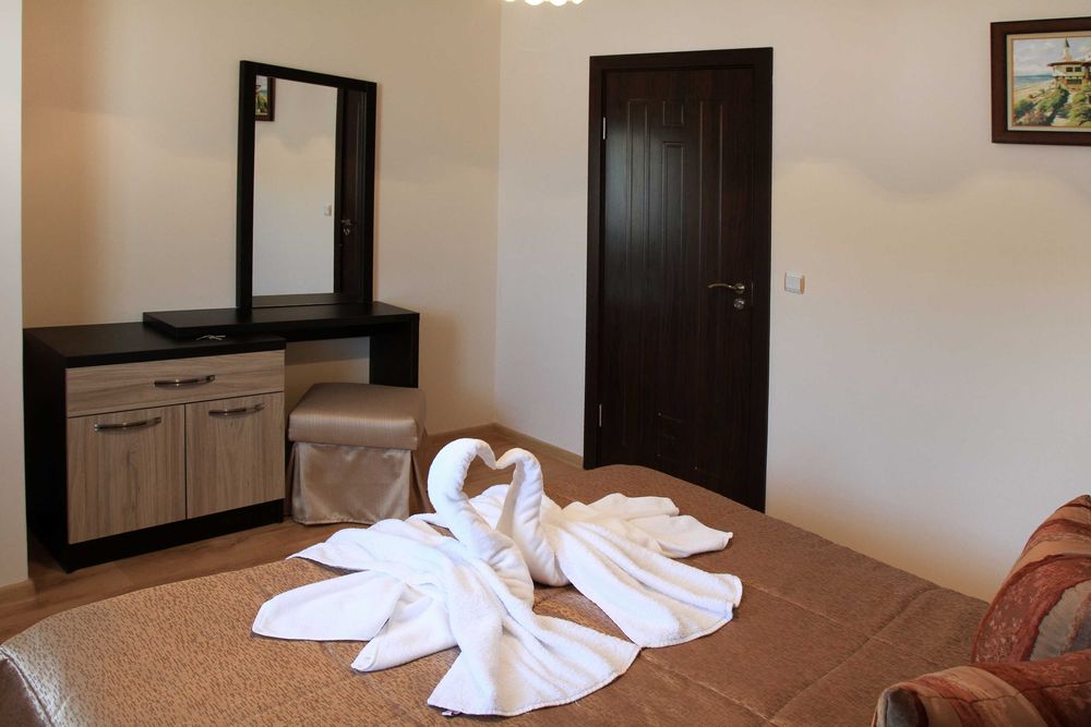 Разкошен пентхаус на първа линия море