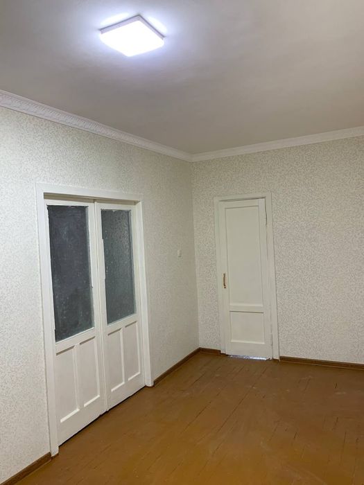 Квартира сотилади 2 хоналик янги ремонтдан чикган 4 етажда