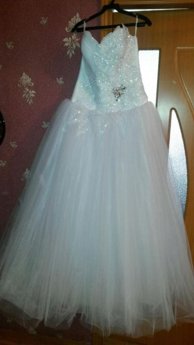 Свадебное платье 42-46р