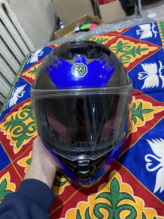 Продам мотошлем QR7