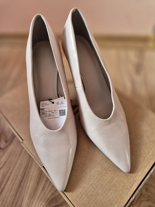 Дамски обувки на токче Mango