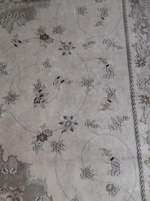 Продам Ковер б/у. Пятен нет