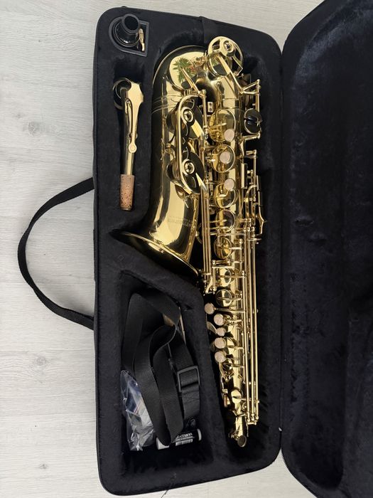 Saxafon thomann de vanzare