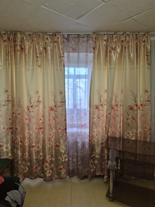 Продам шторы недорого