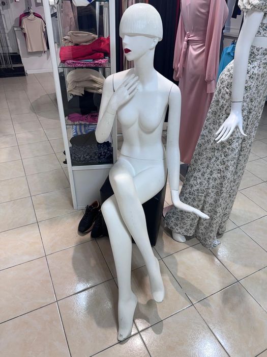 Продаётся женский манекен