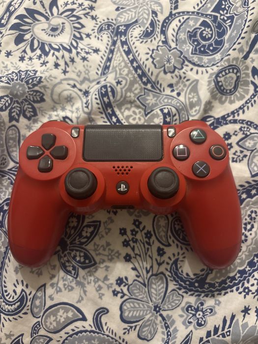 PS4 Slim editia Gran Turismo+2 controllere+2 jocuri+2 cabluri pentru controller