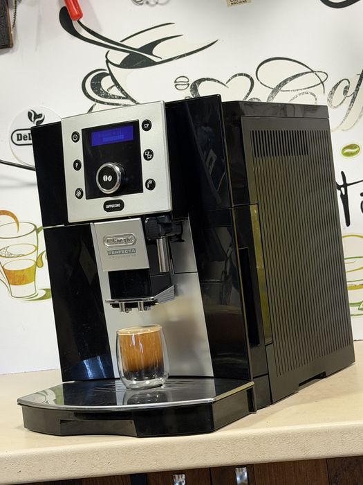 Кафемашина кафе автомат delonghi PERFECTA с гаранция