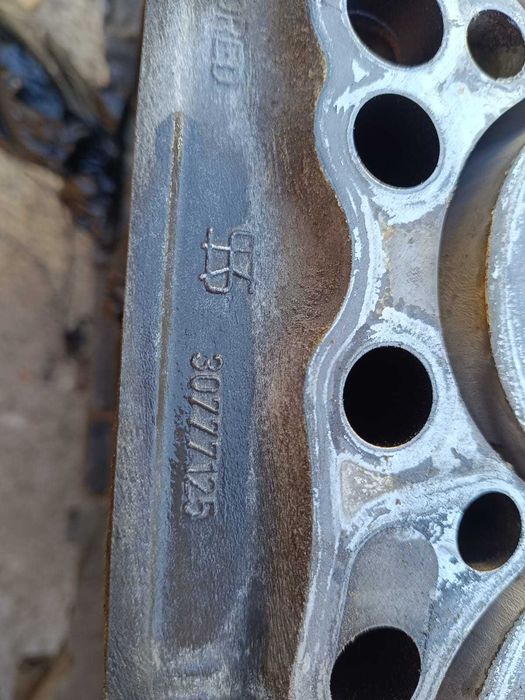 Bloc motor D5244T14 XC60 2010 30777125 fara baie de ulei