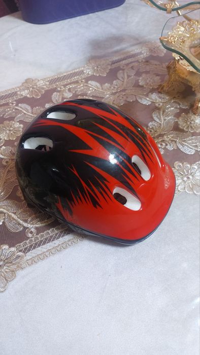 каска срочно для велосипеда