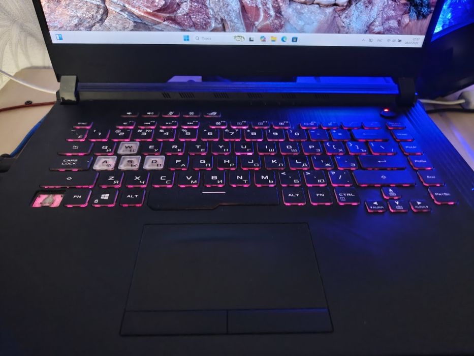 Продам ноутбук Asus rog strix