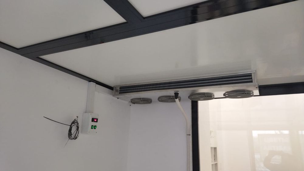 Холодильник для хранения мясо