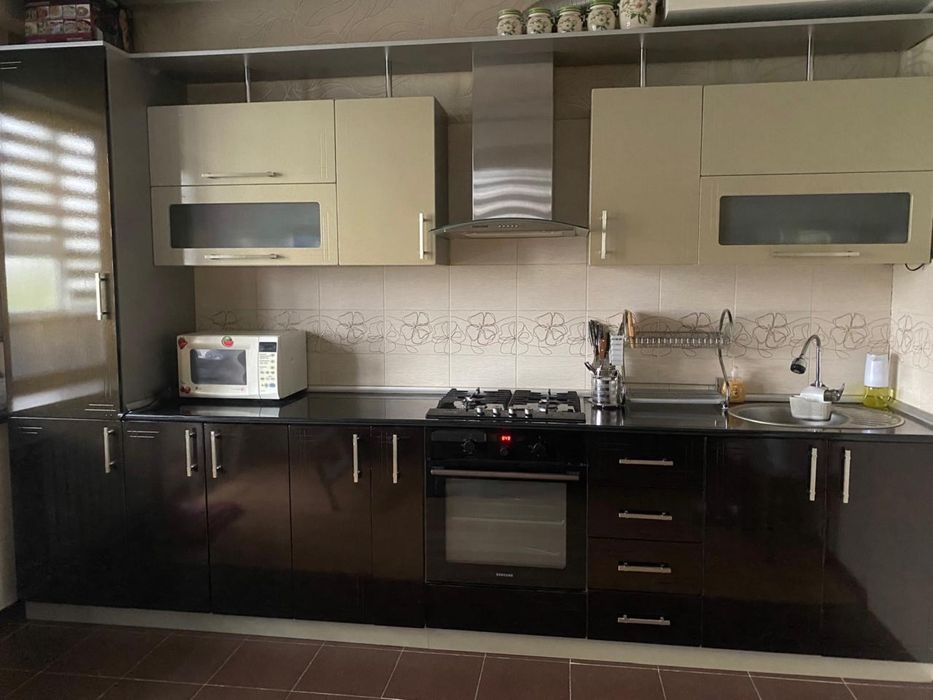 Продам кухоный гарнитур