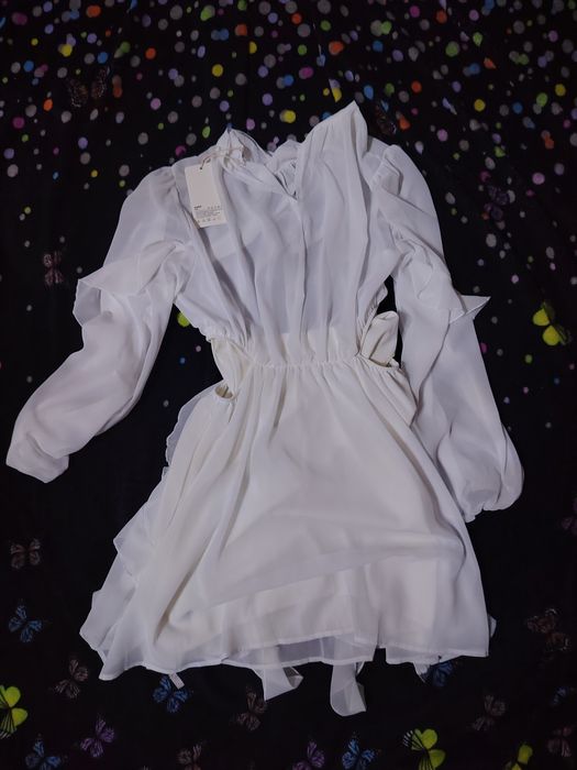 Белое мини-платье в корейском стиле в размере S