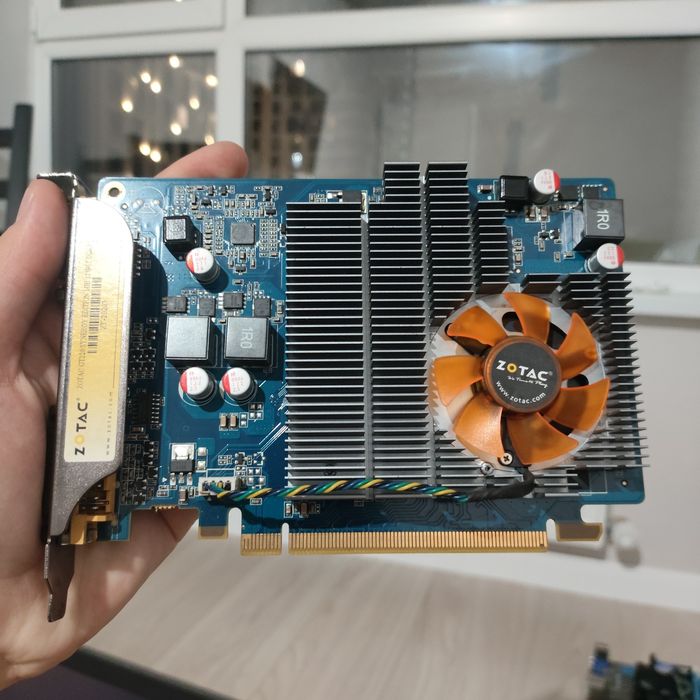 Видеокарта gt220 1gb