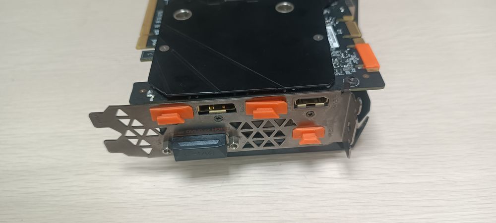 Видеокарта gtx 1080ti gigabyte aurus