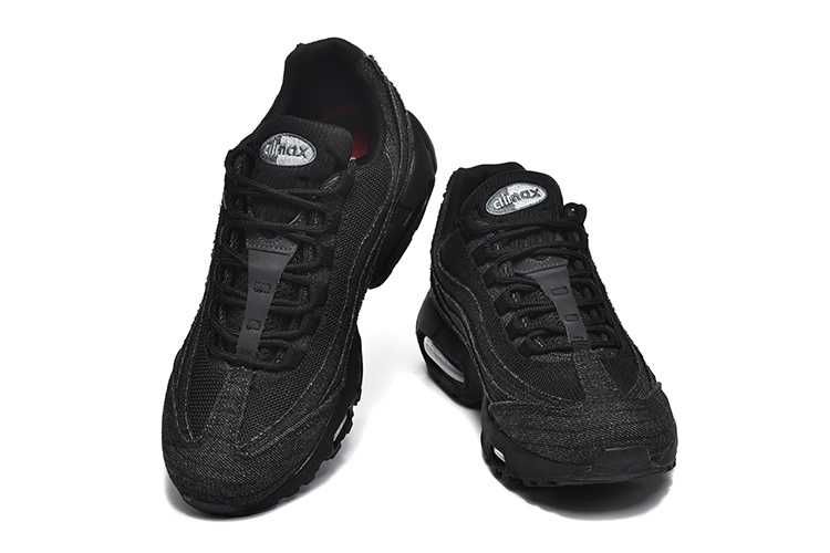 Продавам нови мъжки маратонки Nike Air Max 95 OG "Levis - Black denim