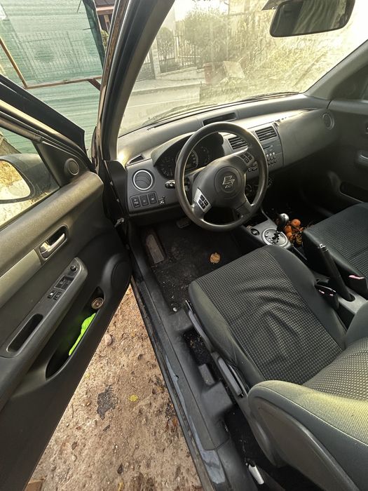 Suzuki swift 1.3 на части