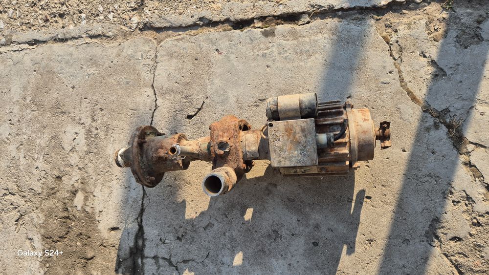 Продавам помпа Вида 4