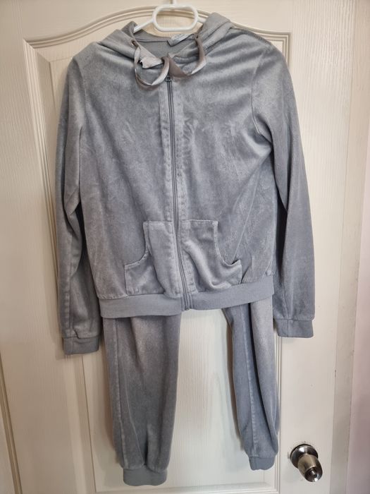 Суитчър, клин и  екип за момиче около 150-155 см