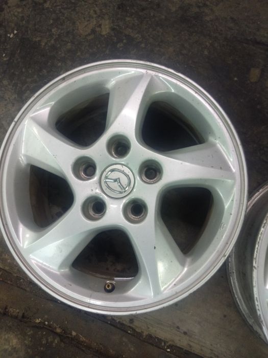 Продам диски на Мазду Кронос