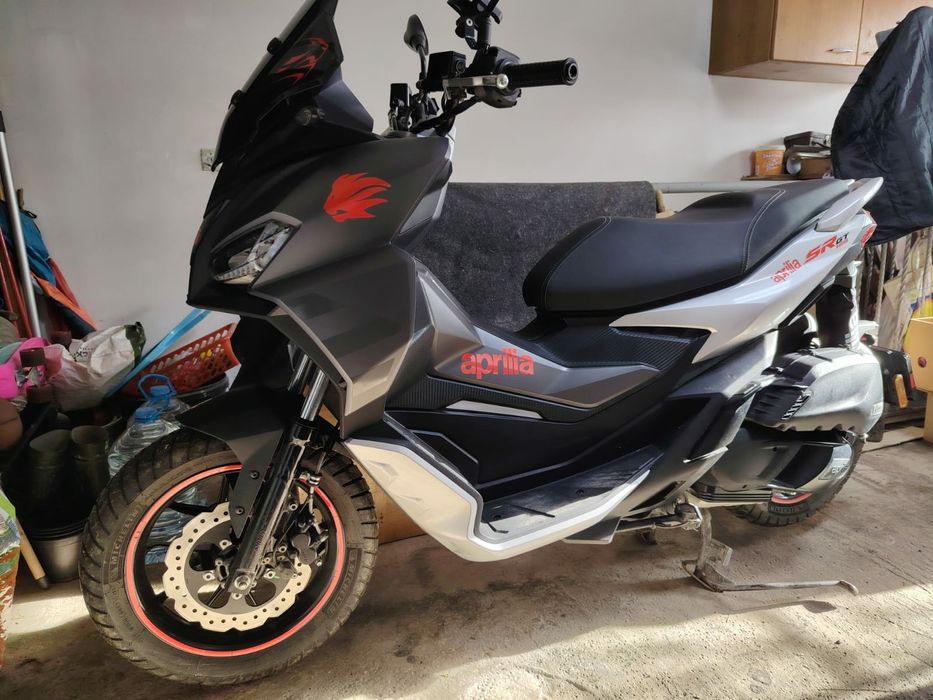 Scuter Aprilia SR GT 125