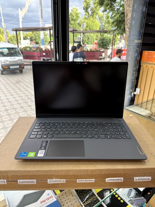 Ноутбук Lenova i3