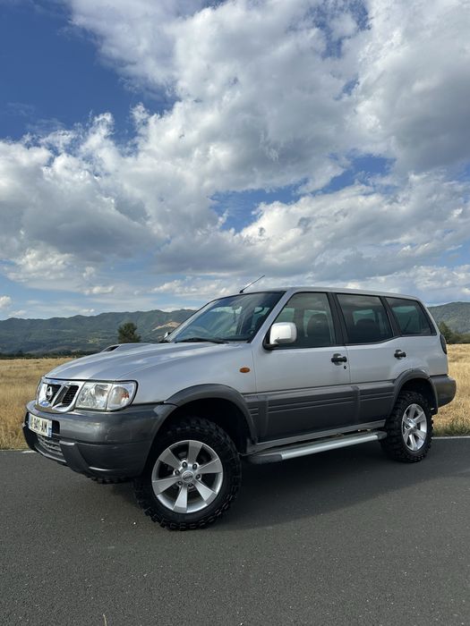 Nissan terrano 2        3.0 diesel 154 cp
