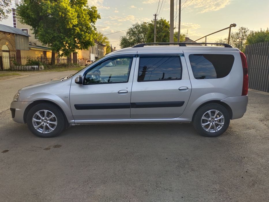 Продам Лада Ларгус