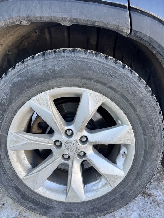 Продам диски с шинами