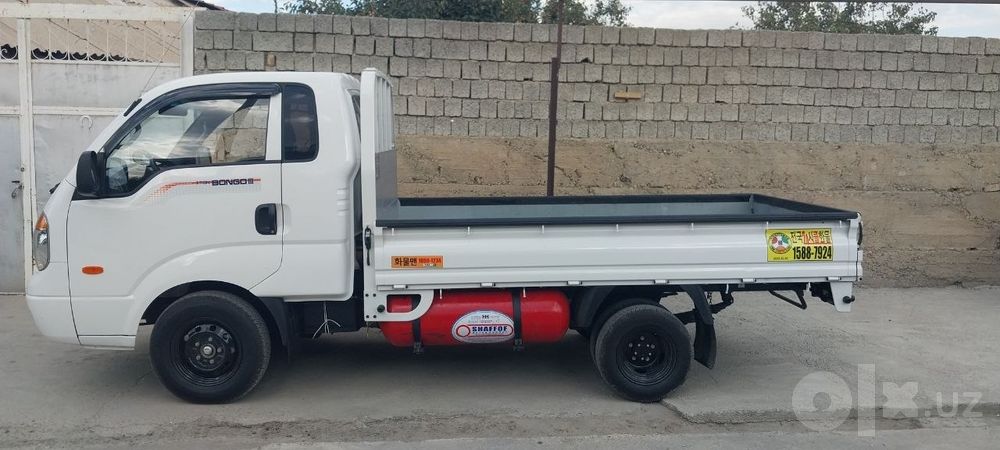 Киа бонго 3 сотилади