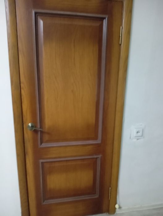 Продам двери межкомнатные