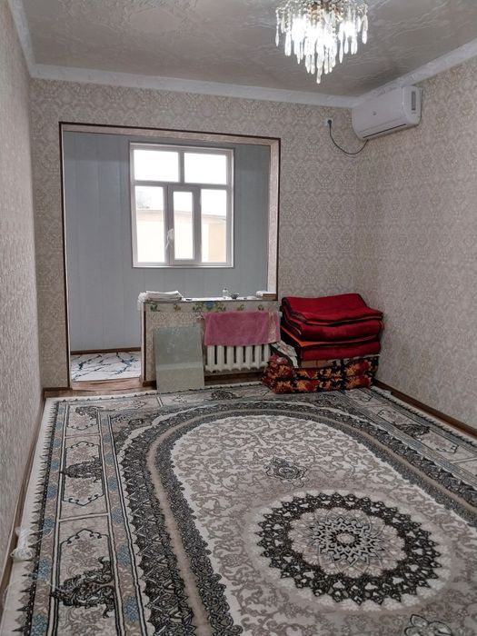 Сотилади 2/4/4 Яшнобод тумани Халк банк олдида