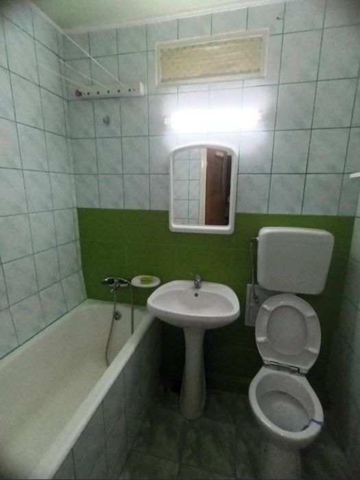 Inchiriere apartament 2 Camere, decomandat, Titan