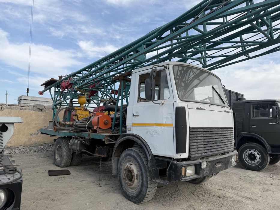 Буравой агрегат сотилади