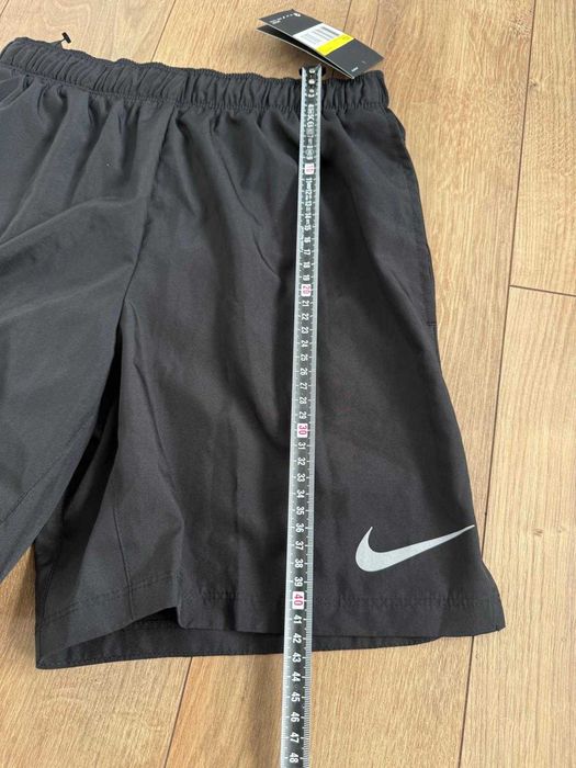 Nou Nike S barbati pantaloni scurti alergare DriFit