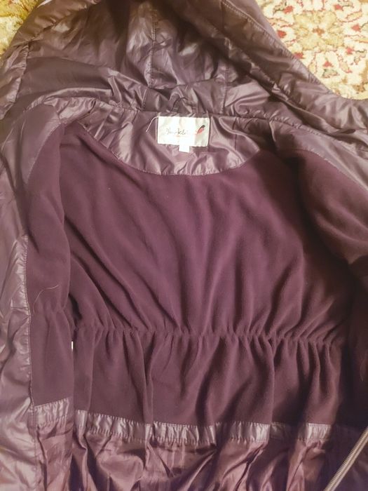 Продам куртку б/у в отличном состоянии.