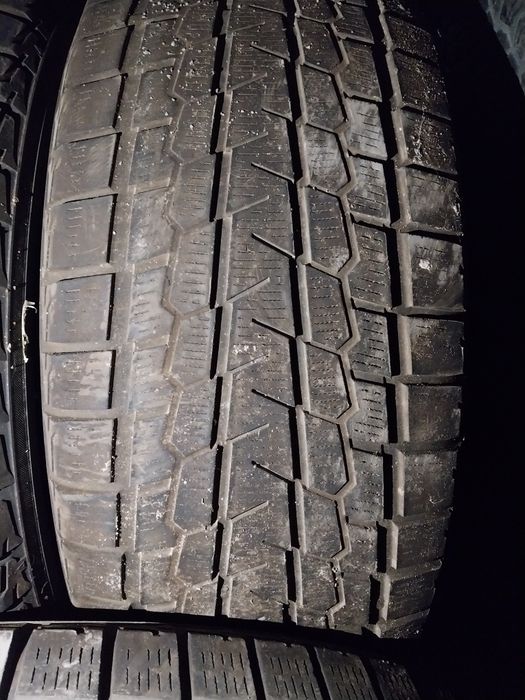 4 шины Yokohama 245 55 R19.