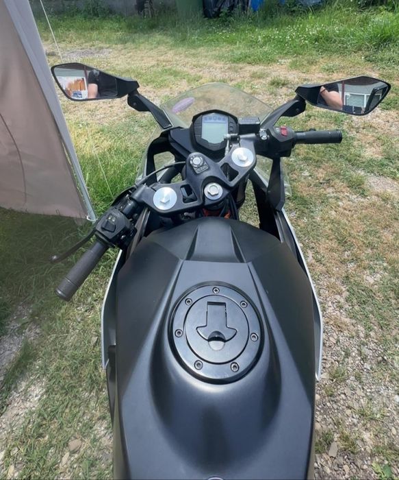 Vând motocicleta KTM rc 125