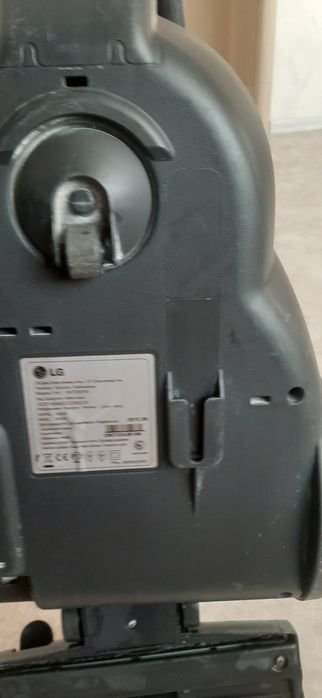 Продам пылесос LG