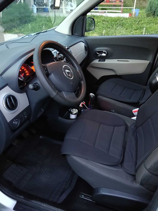 DACIA Lodgy 2013 — imagine 3