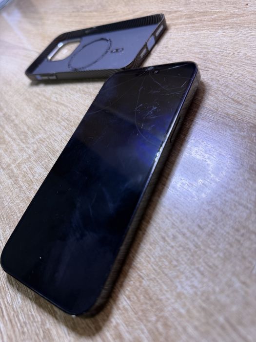 Продам apple 14 про макс