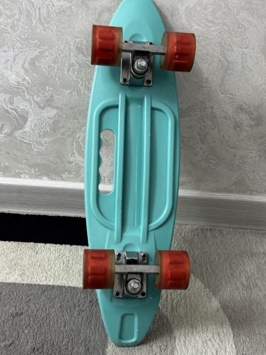 Arzon narxda Skeyt Sotiladi