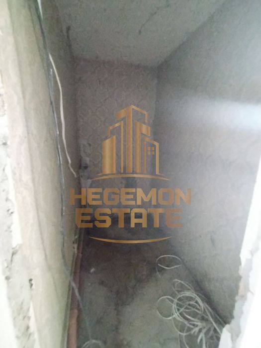 Продава се Тристаен апартамент в Варна, Автогара - 72 кв.м за 1216 €/кв.м - Снимка #3